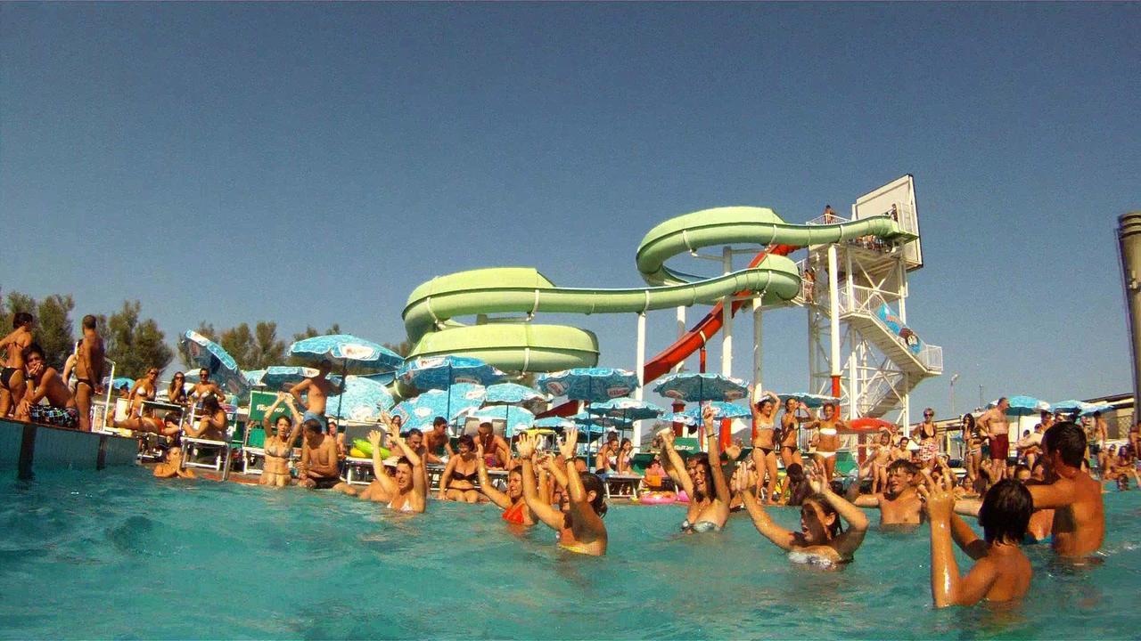 מלון Fior Di Loto - רימיני מראה חיצוני תמונה